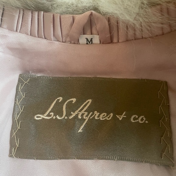 Vintage Fur Coat with Earmuffs - Picture 9 of 11